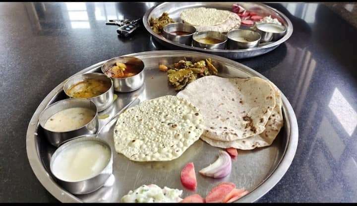 गायत्री भोजनालय नागपुर